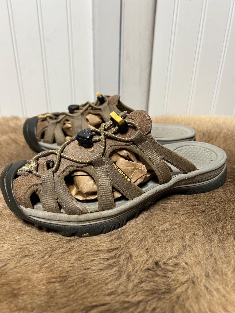 Keen Waterproof Whisper Sandals 5.5